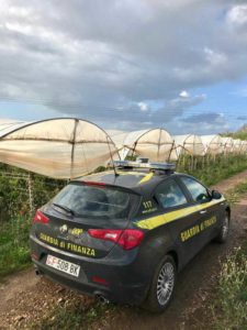 GDF Caserta. Contrasto al caporalato. Arrestato sfruttatore a Mondragone