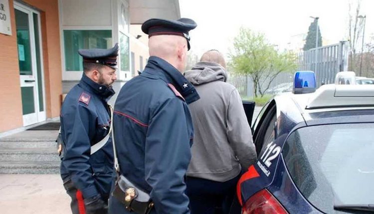 BAIA AZZURRA. I Carabinieri arrestano francese senza fissa dimora
