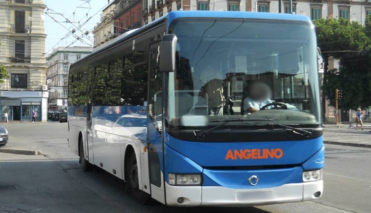 Autobus di Angelino Baia Domizia Mondragone delle 18.15 ancora una volta salta la corsa
