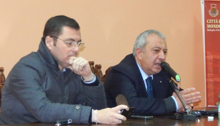 Mondragone. Piazza: "A pieno regime i lavori del Grande Progetto Bandiera Blu"