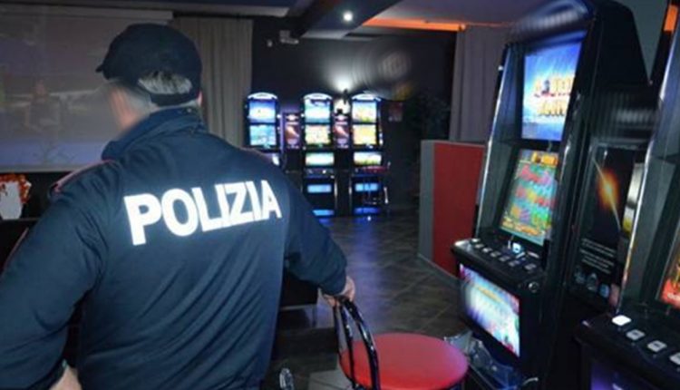 PICCHIA DERUBA E MINACCIA DI MORTE | È successo nella sala slot del Savaris di TEVEROLA