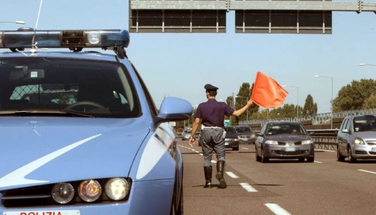 INCIDENTE SULLA A1 | Motociclista ferito