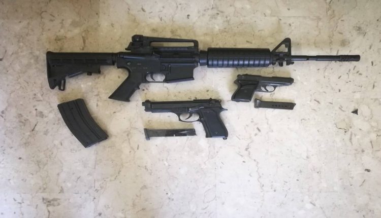 Casal di Principe. Blitz della Squadra Mobile, sequestrate armi occultate in una villetta