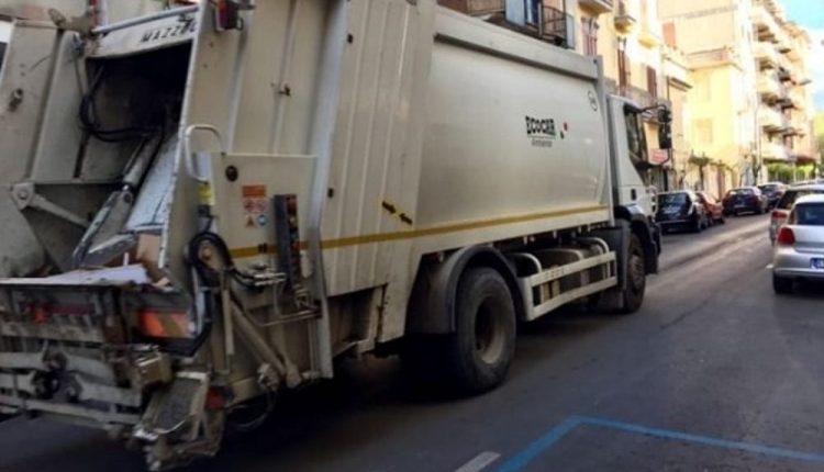 AVVISO IMPORTANTE. Domani a Caserta non verrà svolta la raccolta della frazione umida