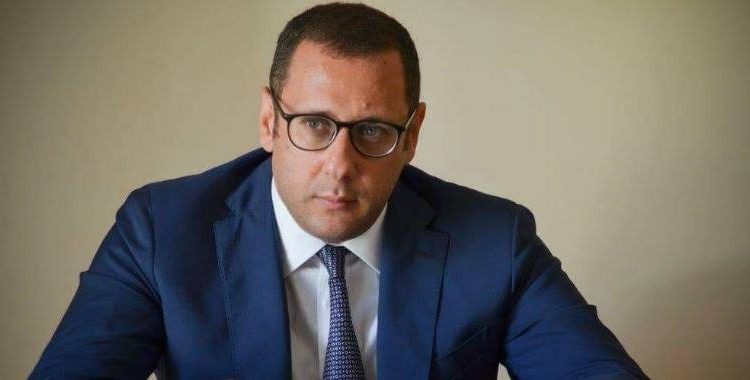 Cesaro: "Litorale Domitio la nuova Romagna del Sud? Aspettiamo il Papete a Varcaturo!"